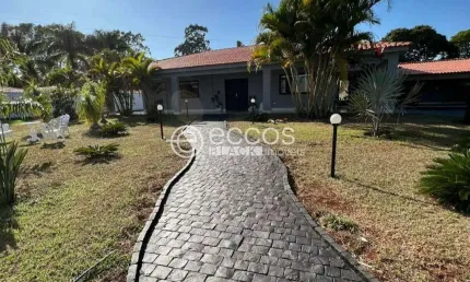 Chácara à venda, 5 quartos, 5 suítes, 6 vagas, Mansões Aeroporto - Uberlândia/MG