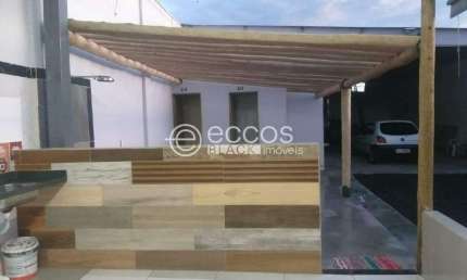 Casa com 1 quarto à venda na Rua Ana Batista, --, Vieno, Araguari