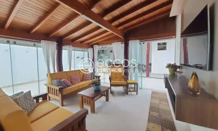 Casa à venda, 3 quartos, 3 suítes, 3 vagas, Vigilato Pereira - Uberlândia/MG