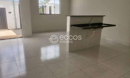 Casa à venda, 3 quartos, 1 suíte, 1 vaga, Laranjeiras - Uberlândia/MG