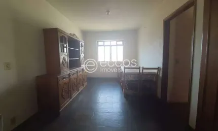 Apartamento à venda, 3 quartos, 1 suíte, 2 vagas, Osvaldo Rezende - Uberlândia/MG
