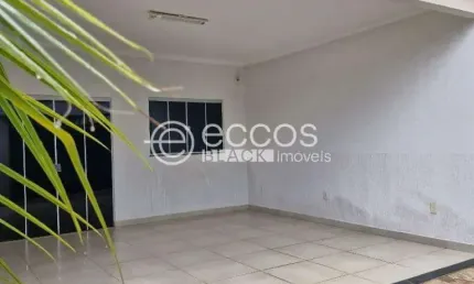 Casa à venda, 3 quartos, 1 suíte, 2 vagas, Jardim Holanda - Uberlândia/MG