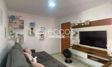 Apartamento à venda, 2 quartos, 1 vaga, Brasília - ARAGUARI/MG