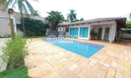 Casa para aluguel, 4 quartos, 2 suítes, 5 vagas, Morada da Colina - Uberlândia/MG