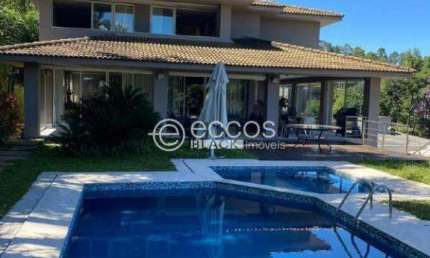 Casa em condomínio à venda, 4 quartos, 1 suíte, 6 vagas, Vila Alpina - Nova Lima/MG
