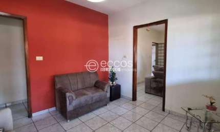 Casa à venda, 3 quartos, 1 suíte, 1 vaga, Brasil - Uberlândia/MG