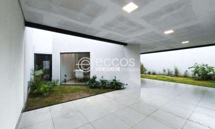 Casa para aluguel, 3 quartos, 1 suíte, 2 vagas, Morada da Colina - Uberlândia/MG