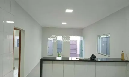 Casa à venda, 3 quartos, 1 suíte, 2 vagas, Jardim Canaã - Uberlândia/MG