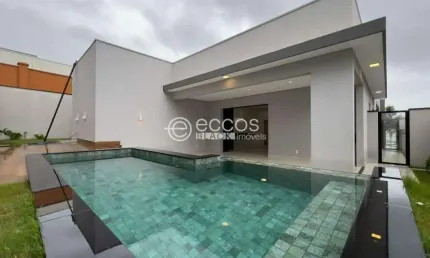 Casa em condomínio à venda, 3 quartos, 3 suítes, 5 vagas, Granja Marileusa - Uberlândia/MG