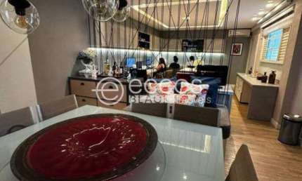 Imóvel Comercial à venda, 3 vagas, Centro - Uberlândia/MG