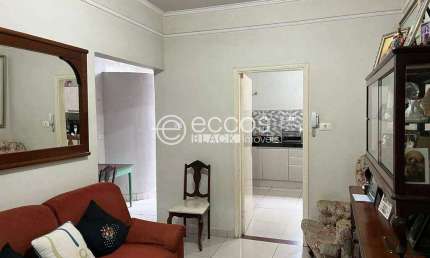 Casa para aluguel, 4 quartos, 2 suítes, 2 vagas, Nossa Senhora Aparecida - Uberlândia/MG
