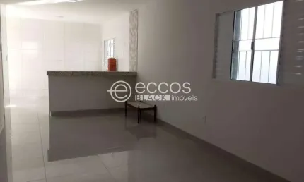 Casa à venda, 3 quartos, 1 suíte, 2 vagas, Brasil - Uberlândia/MG