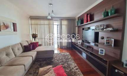 Apartamento à venda, 4 quartos, 1 suíte, 4 vagas, Nossa Senhora Aparecida - Uberlândia/MG
