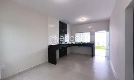 Casa à venda, 3 quartos, 1 suíte, 2 vagas, Alto Umuarama - Uberlândia/MG