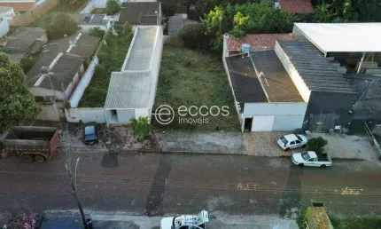 Terreno à venda na Rua das Esmeraldas, --, Dona Zulmira, Uberlândia