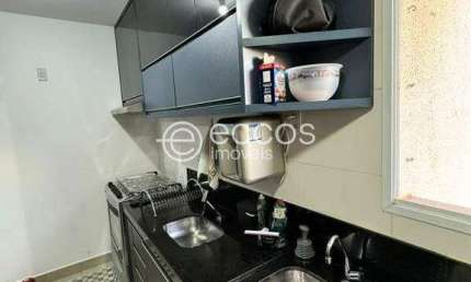 Apartamento à venda, 2 quartos, 1 vaga, Jardim Inconfidência - Uberlândia/MG