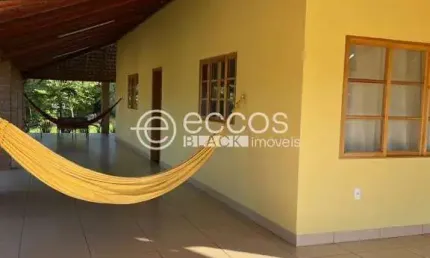 Chácara à venda, 3 quartos, 1 suíte, Área Rural de Uberlândia - Uberlândia/MG