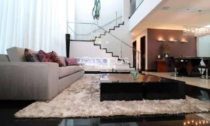 Casa à venda, 1 quarto, 5 suítes, 12 vagas, Morada da Colina - Uberlândia/MG