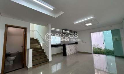 Casa em condomínio à venda, 3 quartos, 1 suíte, 2 vagas, Tubalina - Uberlândia/MG