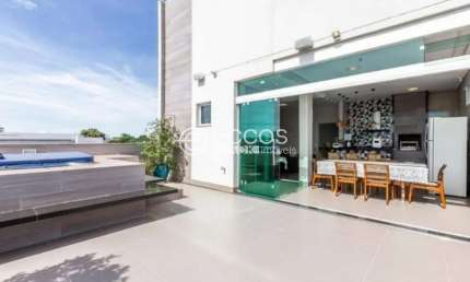 Casa para aluguel, 3 quartos, 3 suítes, 2 vagas, Nossa Senhora Aparecida - Uberlândia/MG