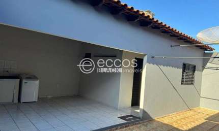 Casa à venda, 5 quartos, 1 suíte, 6 vagas, Morumbi - Uberlândia/MG