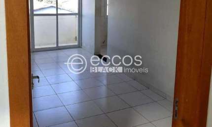 Apartamento à venda, 2 quartos, 1 suíte, 1 vaga, Santa Mônica - Uberlândia/MG