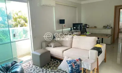 Apartamento à venda, 3 quartos, 1 suíte, 1 vaga, Saraiva - Uberlândia/MG