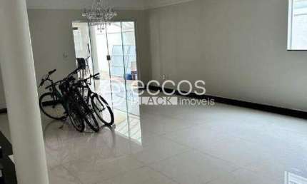 Casa em condomínio para aluguel, 4 quartos, 4 suítes, 4 vagas, Jardim Inconfidência - Uberlândia/MG