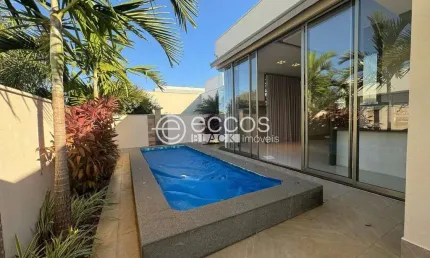 Casa em condomínio à venda, 3 quartos, 3 suítes, 4 vagas, Jardim Sul - Uberlândia/MG