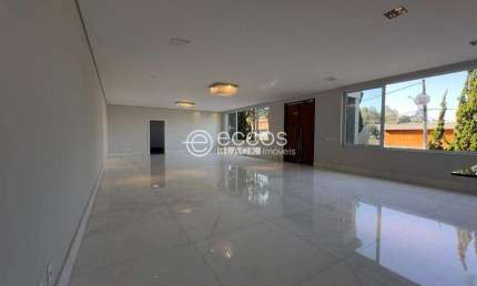 Casa em condomínio à venda, 4 quartos, 2 suítes, 4 vagas, Alphaville Lagoa dos Ingleses - Nova Lima/MG