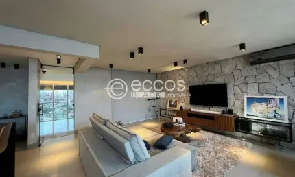 Cobertura à venda, 3 quartos, 3 suítes, 5 vagas, Morada da Colina - Uberlândia/MG