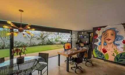Casa à venda, 3 quartos, 1 suíte, 2 vagas, Jardim Inconfidência - Uberlândia/MG