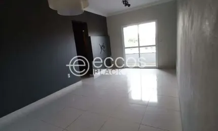 Apartamento à venda, 2 quartos, 1 suíte, 2 vagas, Pampulha - Uberlândia/MG