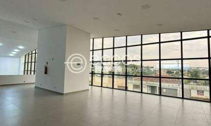 Imóvel Comercial para aluguel, 6 vagas, Tabajaras - Uberlândia/MG