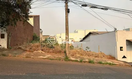 Terreno à venda na Rua Jandyro Vilela de Freitas, --, Vigilato Pereira, Uberlândia