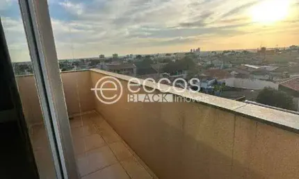 Apartamento à venda, 2 quartos, 1 suíte, 2 vagas, Laranjeiras - Uberlândia/MG