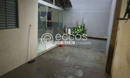 Casa em condomínio à venda, 2 quartos, 1 vaga, Minas Gerais - Uberlândia/MG