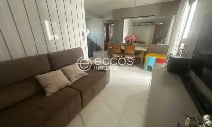Cobertura à venda, 3 quartos, 2 suítes, 2 vagas, Santa Mônica - Uberlândia/MG