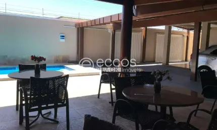 Casa à venda, 3 quartos, 1 suíte, 4 vagas, umuarama - uberlândia/mg