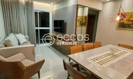 Apartamento à venda, 3 quartos, 1 suíte, 2 vagas, Santa Mônica - Uberlândia/MG