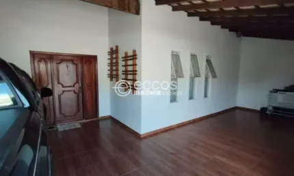 Casa à venda, 4 quartos, 3 suítes, 3 vagas, Presidente Roosevelt - Uberlândia/MG