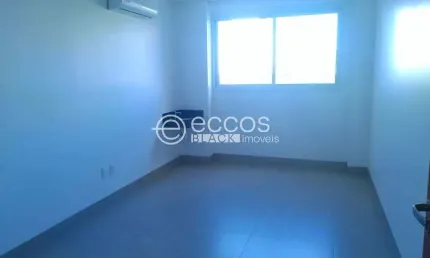 Sala comercial para aluguel, 1 vaga, martins - uberlândia/mg