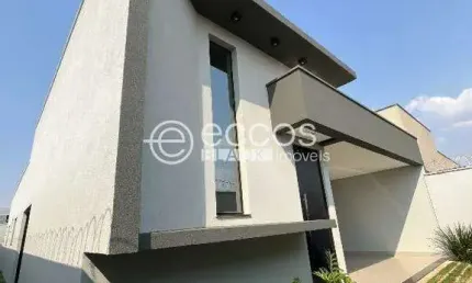 Casa à venda, 3 quartos, 1 suíte, 3 vagas, Grand Ville - Uberlândia/MG