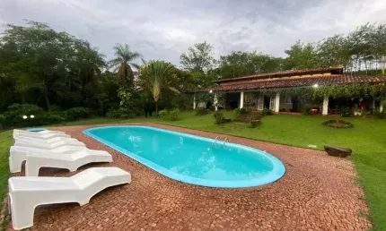 Chácara à venda, 3 quartos, 1 suíte, Área Rural de Uberlândia - Uberlândia/MG