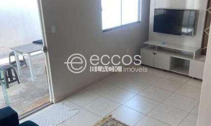 Casa à venda, 3 quartos, 1 suíte, 3 vagas, Santa Luzia - Uberlândia/MG