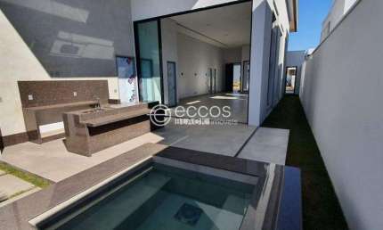 Casa em condomínio à venda, 4 quartos, 4 suítes, 2 vagas, Cidade Jardim - Uberlândia/MG