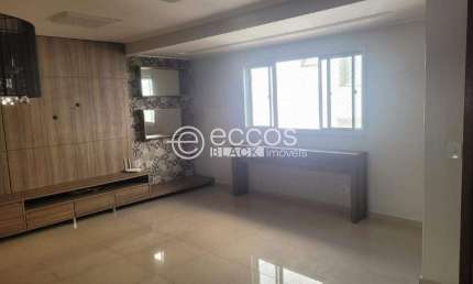 Apartamento à venda, 3 quartos, 1 suíte, 2 vagas, Jaraguá - Uberlândia/MG