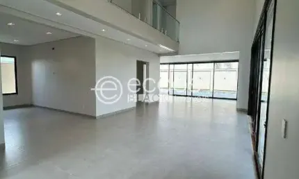 Casa em condomínio à venda, 4 quartos, 4 suítes, 2 vagas, Jardim Sul - Uberlândia/MG