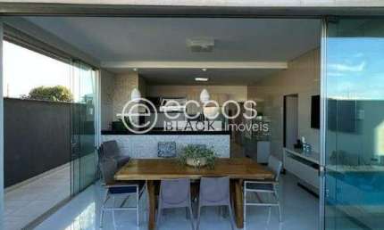 Casa em condomínio à venda, 3 quartos, 1 suíte, 2 vagas, Laranjeiras - Uberlândia/MG