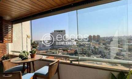 Apartamento à venda, 3 quartos, 1 suíte, 2 vagas, Martins - Uberlândia/MG